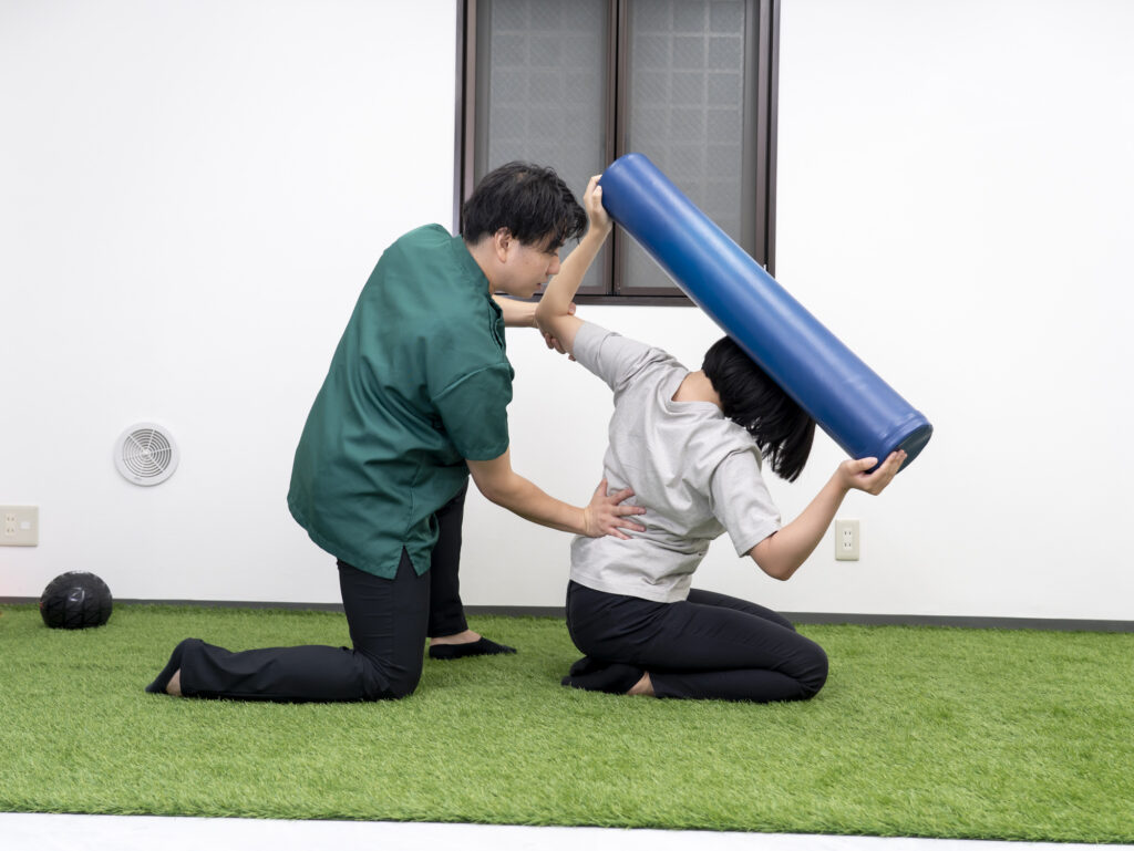胸椎進展位+体幹回旋+側屈 体幹トレーニング